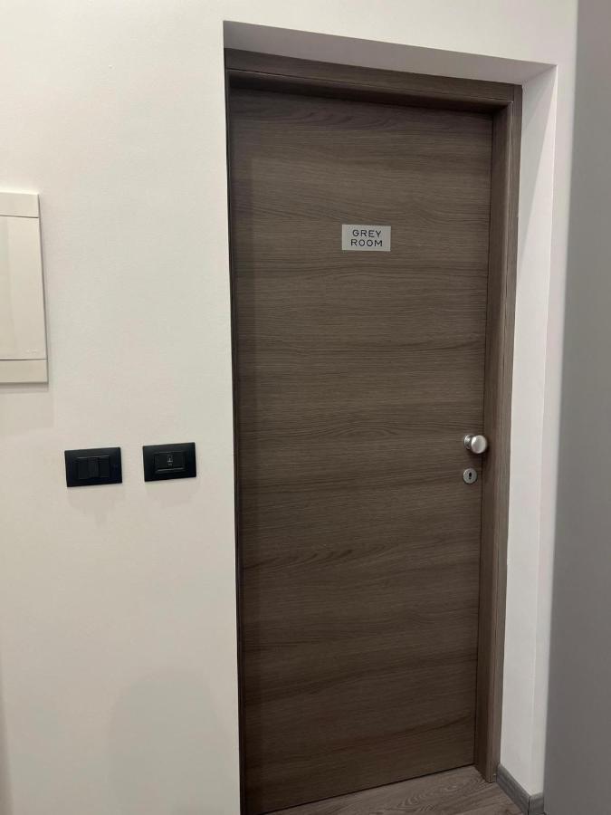 Holiday House Fifteen Катания Екстериор снимка